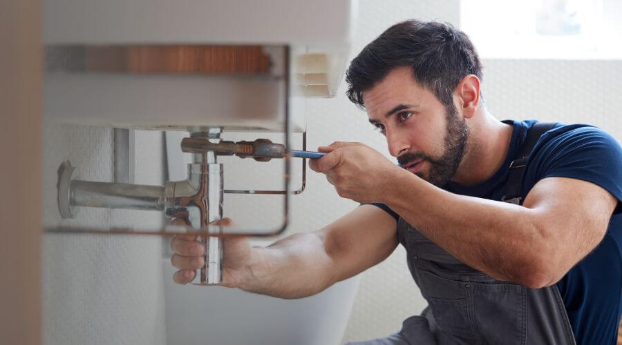 Professional water heater installation services in Mooreland, OK